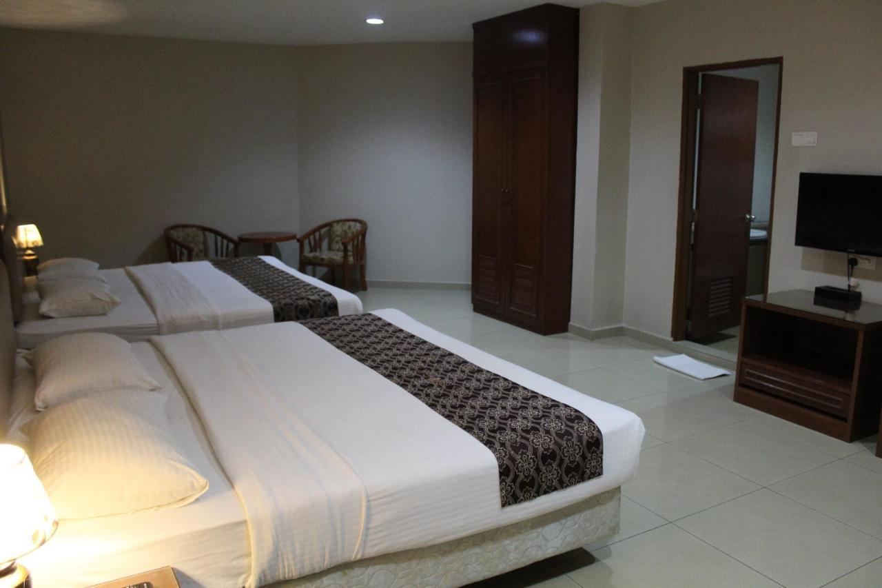Hotel Palm Inn Бътъруърт Екстериор снимка