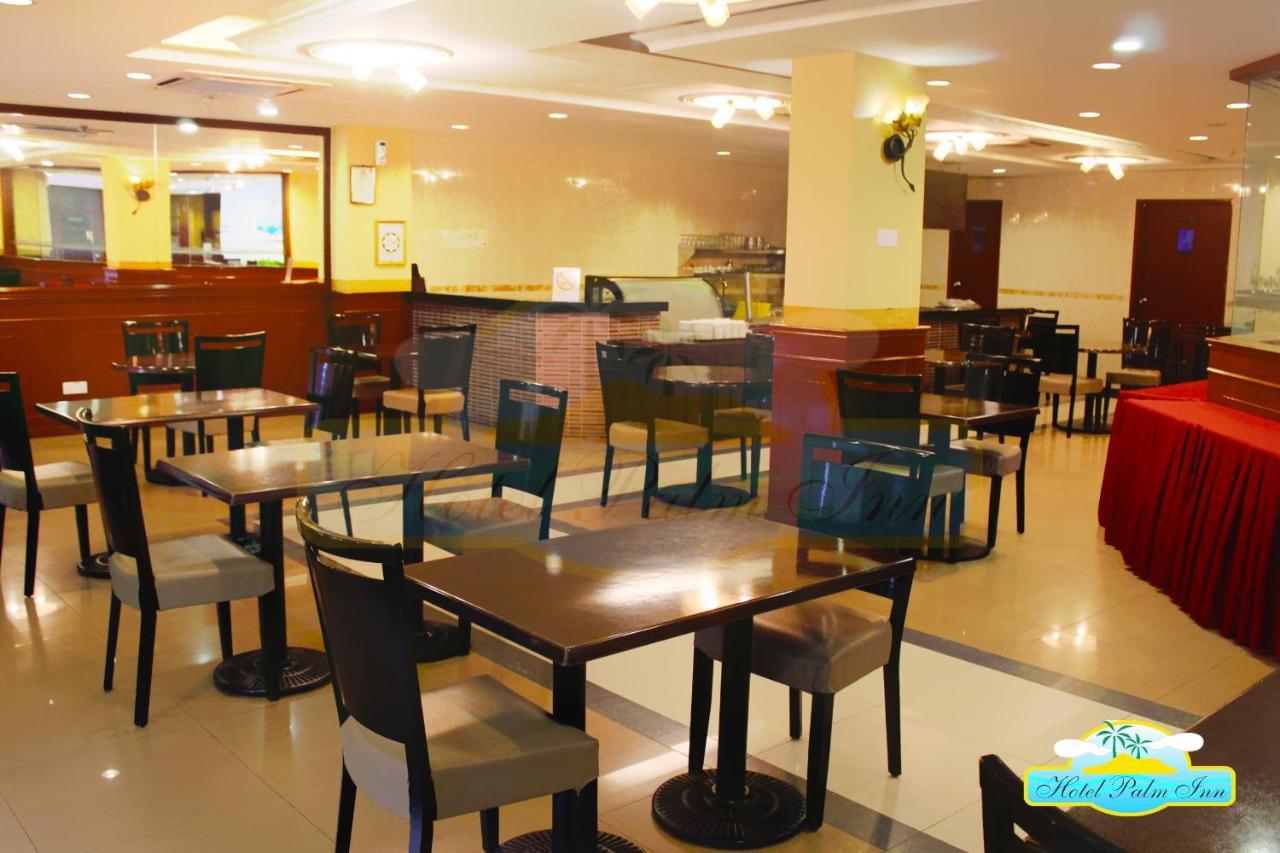 Hotel Palm Inn Бътъруърт Екстериор снимка